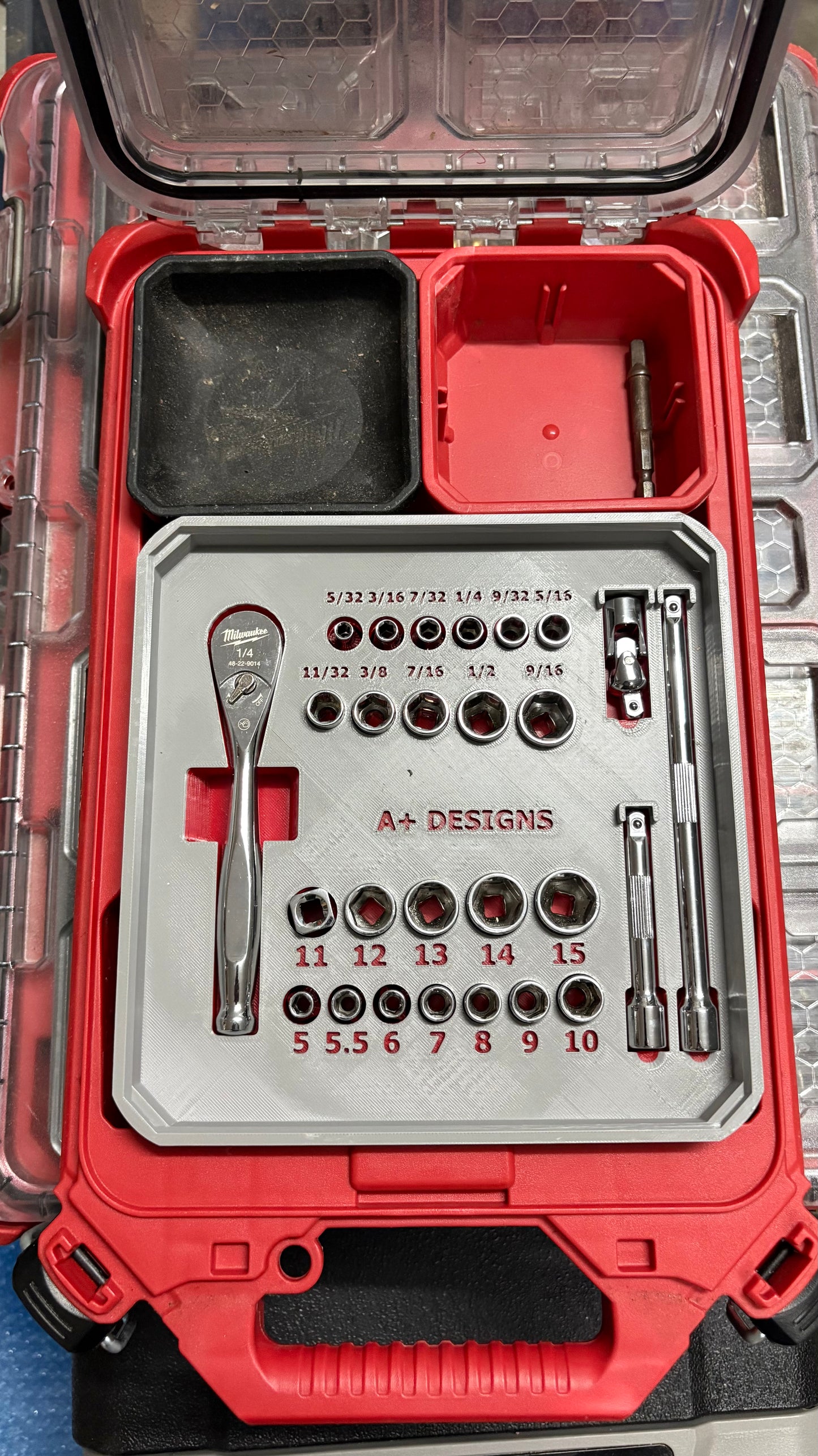 Milwaukee Compact Packout 4 bin placement 1/4 socket set 48-22-9044